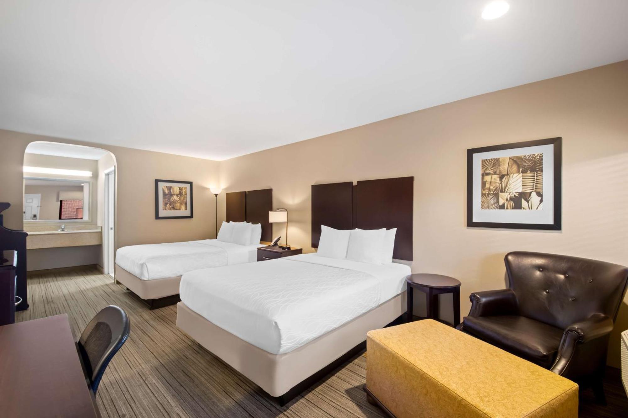 Best Western Cedar Inn Сидър Парк Екстериор снимка